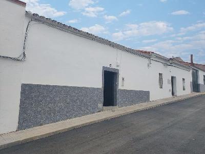 Vivienda adosada en Valencia de las Torres